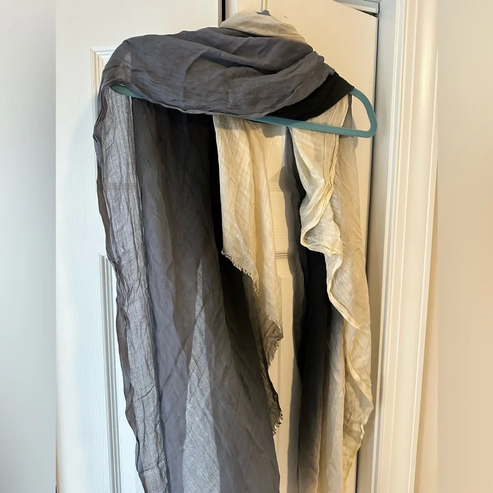 Lightweight Ombre Gray-Cream Scarf Wrap